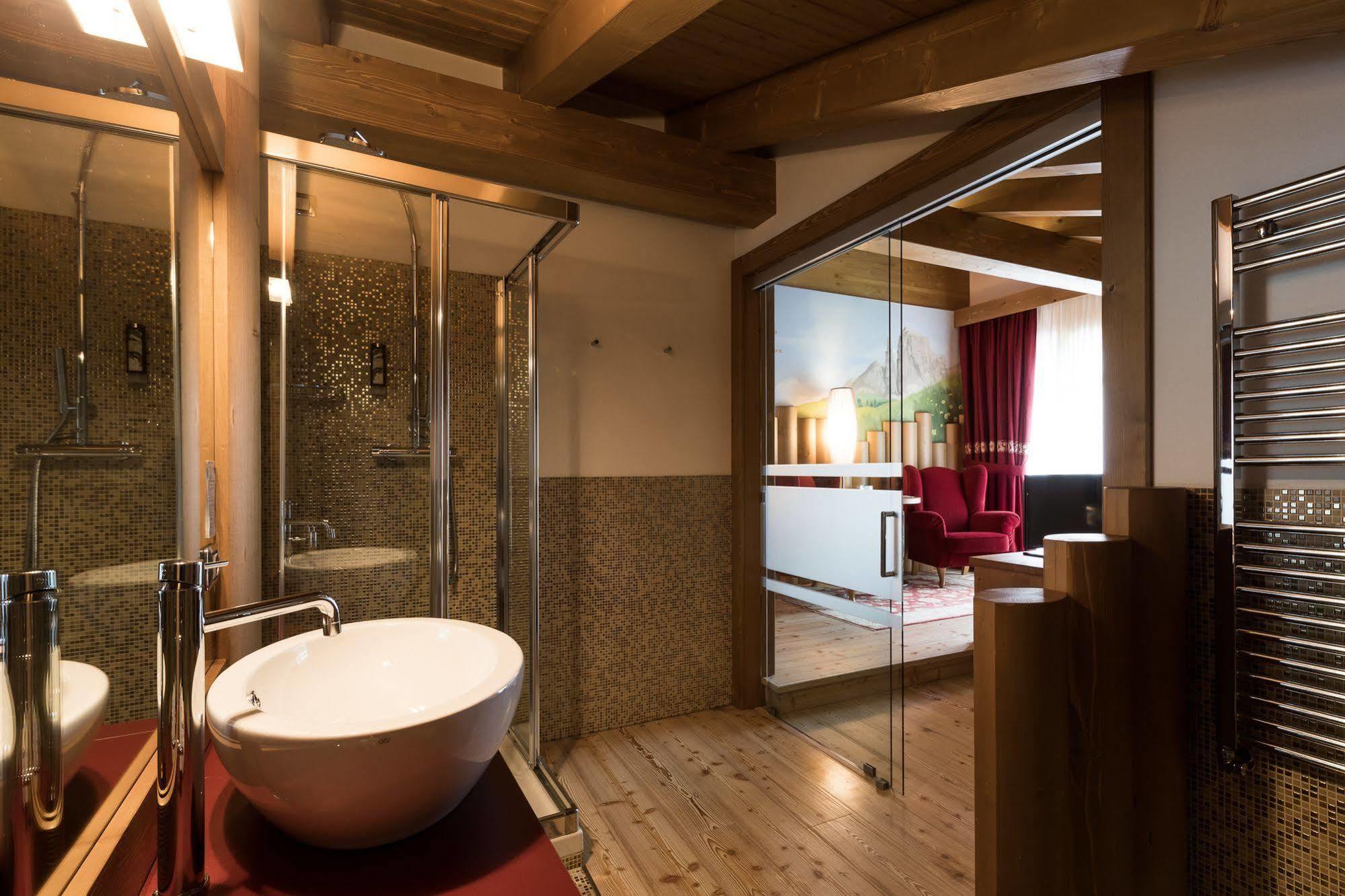 Hotel Maso Del Brenta Caderzone Terme Extérieur photo